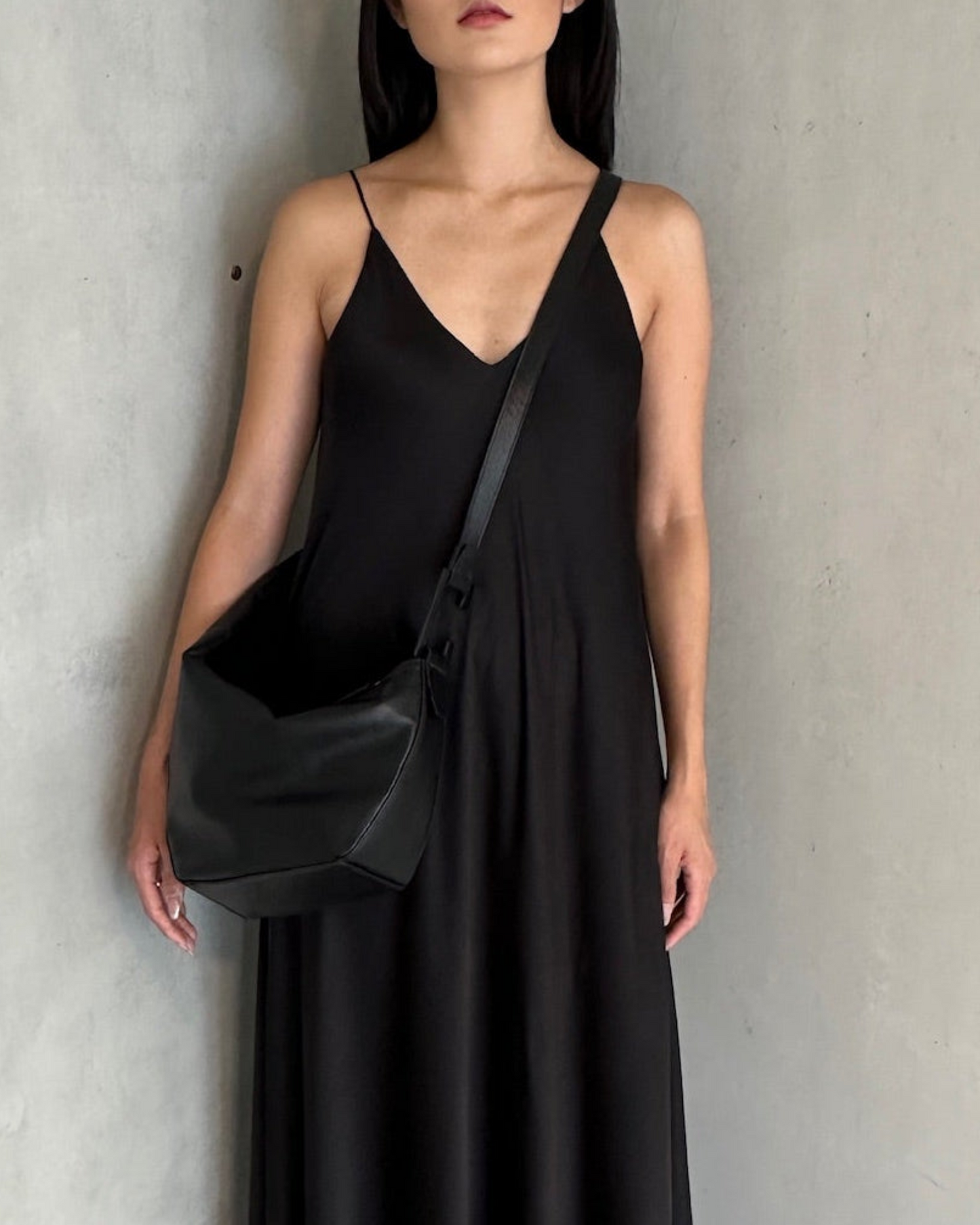 Bolsa Oráculo | Média | Preta e Metal Preto